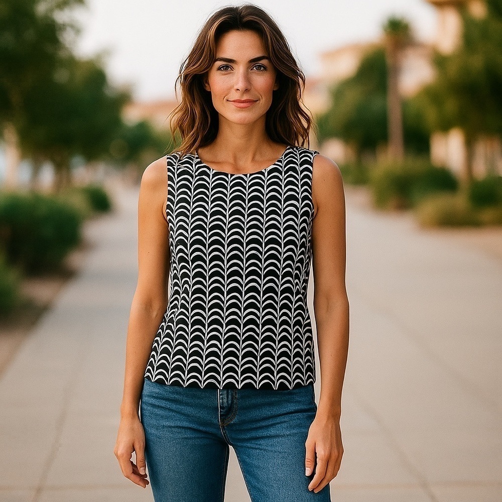 Talbots Black & White Geometric Tank – Size XL - Picture 5 of 5